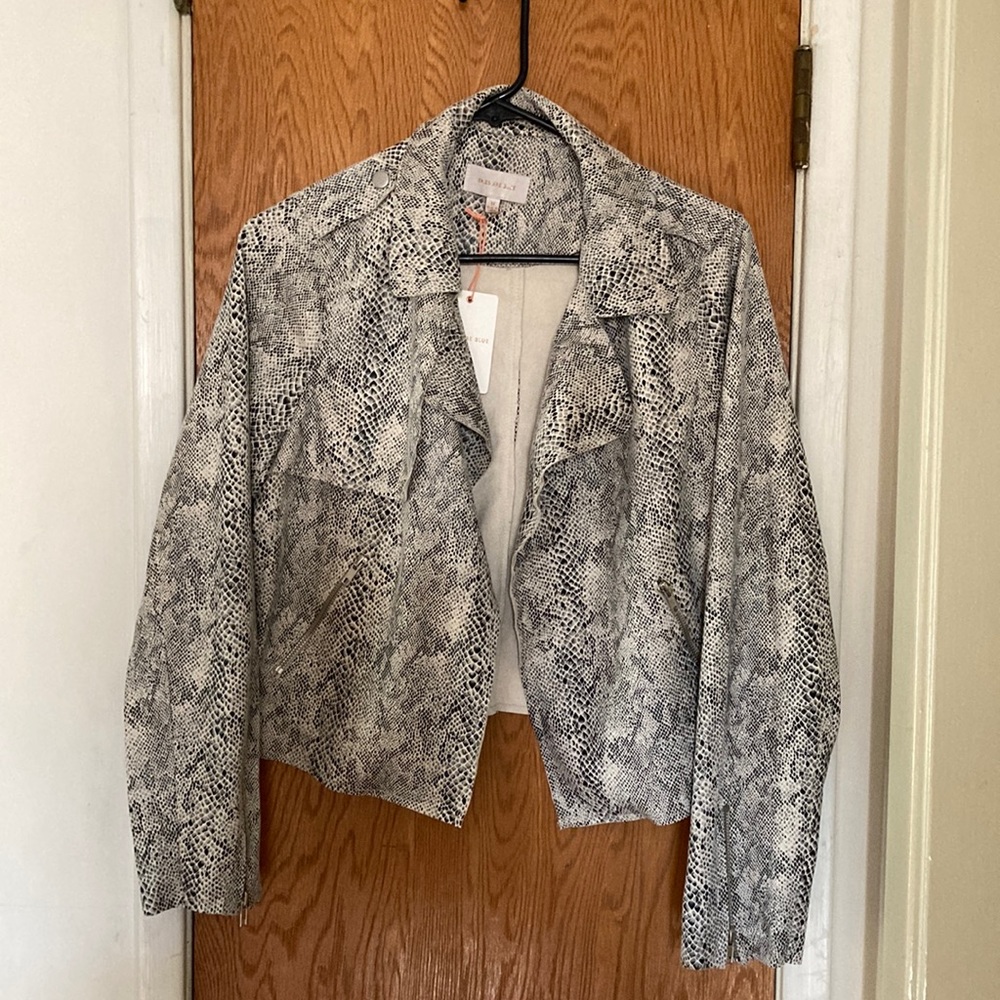 Skies are Blue soft faux suede snakeskin jacket print